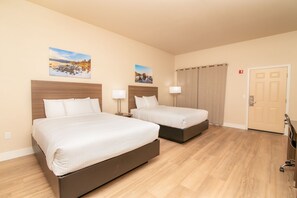 Room - 2 Queen Bed in a Hotel (Pollock Pines)
