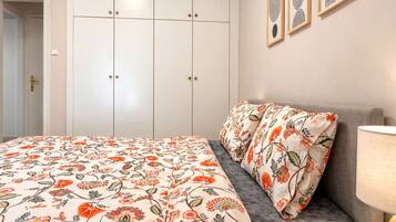 1 Schlafzimmer, Bügeleisen/Bügelbrett, kostenloses WLAN, Bettwäsche