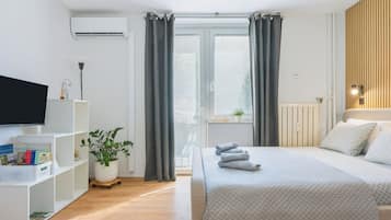 1 habitación, wifi y ropa de cama