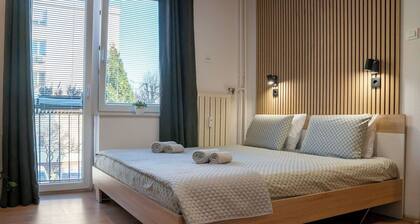 Small and cozy apartment|Free parking