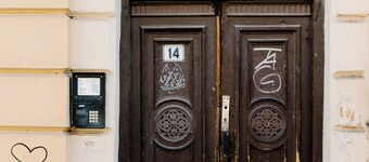 Bright, cozy and stylish - your ideal Brașov stay just steps from Old Town