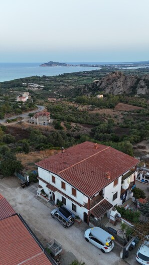 Exterior - Vacation apartment in Santa Maria Navarrese, beautiful view (Santa Maria Navarrese)