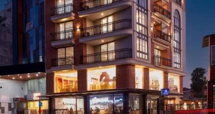 Luminous Apartments & Suites