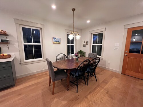 Spacious 4-bedroom house in Holderness perfect for relaxing