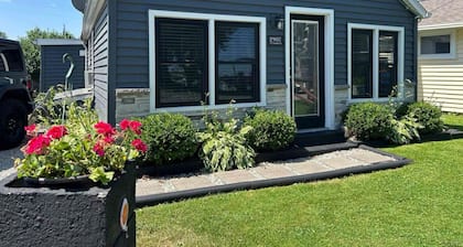 Entire Home with Lake Access - Cozy Cove at Manitou