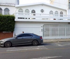 Exterior - Cozy Secure Z10 Studio: Central Guatemala City, Self Check-In (Ciudad de Guatemala)