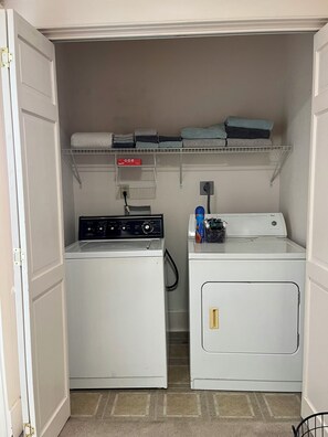 Interior - 1200 sqft. Cozy 1-bedroom apartment in charming SoMA with Central Air (Little Rock)