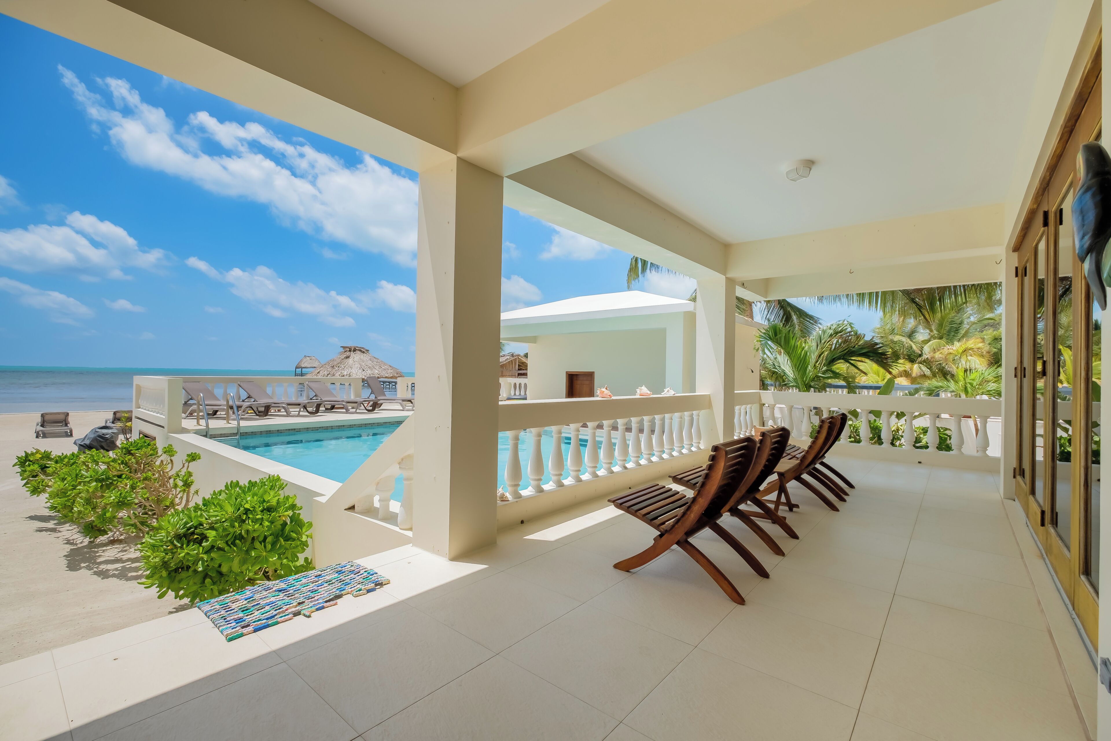 1B - Deluxe Condo, Balcony, Beach View