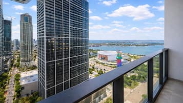 Comfort-Studiosuite, Balkon, Meerblick | Blick vom Balkon