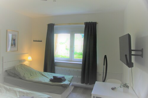 Work Inn Rhein Ruhr Apartment