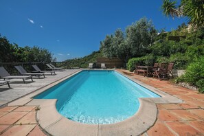 Outdoor pool, a heated pool - Renovated villa, pool, sea view, air conditioning, VE loader 8 to 12 pers - Golfe St Tropez (Roquebrune-sur-Argens)