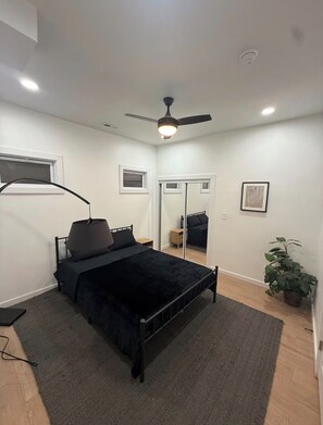 Internet, bed sheets - Cozy Fully Renovated 2-bedroom house in perfect St. Louis (St. Louis)