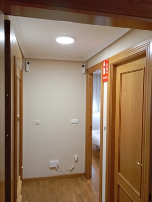 Interior - CENTRAL APARTMENT 5 MINUTES FROM HOSPITAL, CITY CENTER, UNIVERSITY CAMPUS (Oviedo)