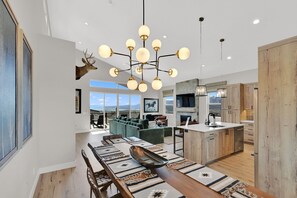 Interior - Powder Mountain Views Hot Tub Luxury Eden Retreat for Families (Eden)