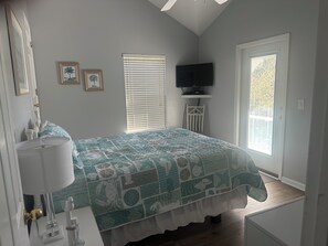 Room - 1161 Ocean Lakes Campground 4-Bedroom 3-Bath 2 min walk to beach. W/golf cart. (Myrtle Beach)