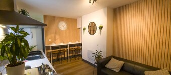 Lower Cathedral Road (2 Beds)
