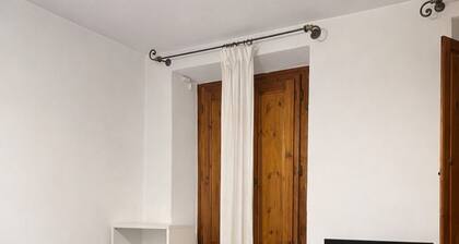 Apartment in the same central market of San Lorenzo, Florence, Italy