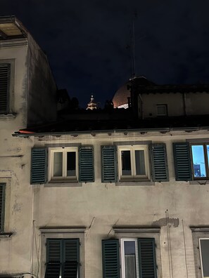 Exterior detail - Apartment in the same central market of San Lorenzo, Florence, Italy (Firenze)