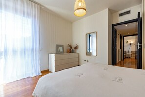 Appartement Ville, balcon | Fer et planche à repasser, Wi-Fi gratuit