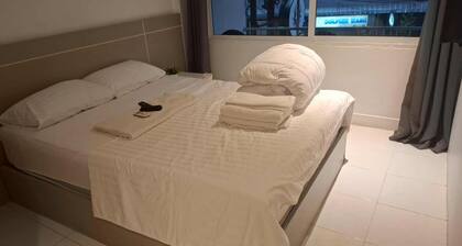 Marvelous 1-bedroom bed & breakfast with AC in Kata,.
Guest house have 7 rooms.