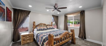 The Bucket List house in charming Toquerville, minutes from Zion and state parks