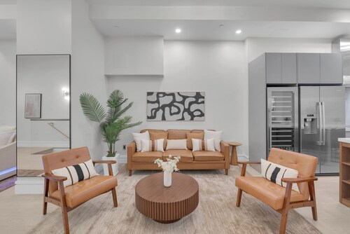 The Grand Sanctuary  Ultra-Luxury Apartment