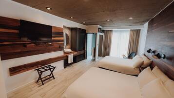3 habitaciones, tabla de planchar con plancha y wifi gratis