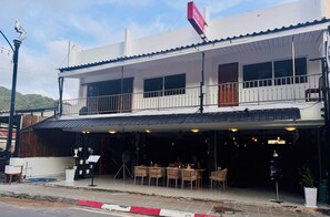 Exterior - Cozy 1-bedroom bed & breakfast in charming Kata with AC. Window to corridor (Tambon Karon)