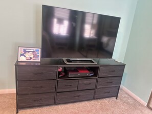Interior - 2-bedroom townhome walking distance to NRG/FIFA World Cup w/ garage. (Houston)