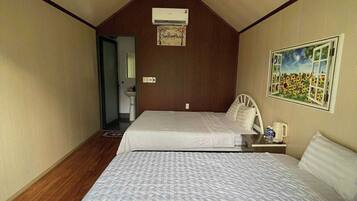Desk, free WiFi, wheelchair access