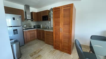 Microondas y parrilla de estufa