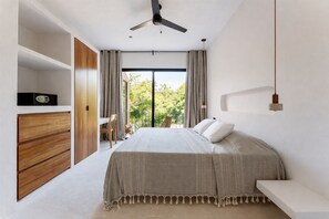 4 bedrooms, in-room safe, desk, iron/ironing board - 4BR Luxury retreat in La Veleta - Private Pool - Walk to best spots! (Q.R.)