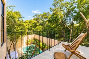 Property grounds - 4BR Luxury retreat in La Veleta - Private Pool - Walk to best spots! (Q.R.)