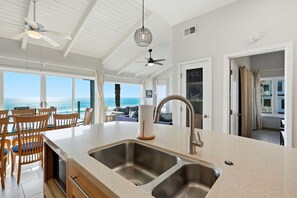 Interior - Oceanfront Condo | Balcony, Fire Pit | Shared Beach | Sleeps 6 (Oceanside)