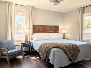 3 chambres, fer et planche à repasser, Wi-Fi, draps fournis