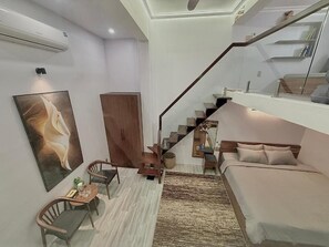 Basic-Studio, Balkon | Innenbereich