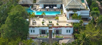Seaview Own Pool Full-Time Maid V302