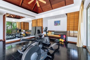 Fitness facility - Seaview Own Pool Full-Time Maid V302 (Pa Klok)