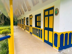 Khuôn viên nơi lưu trú