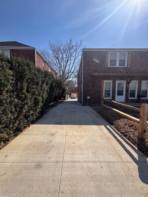 Property grounds - Benson Bunny Pink Hole (Omaha)