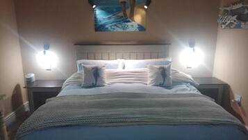 1 chambre, fer et planche Ă repasser, Wi-Fi, draps fournis