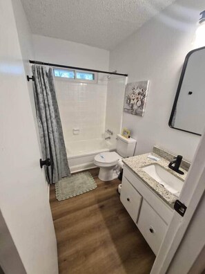 Hair dryer - 2BR 1.5BA Gorgeous Condo Near Hospitals - Shopping (Saint Andrews)