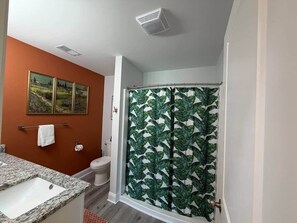 Hair dryer - 3BR 2.5BA Fort Jackson | Fast WiFi + Parking (Dentsville)
