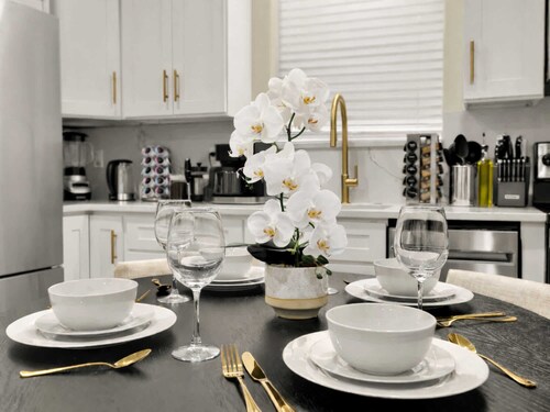 Luxury 3-BR | Parking | EV Charger | Walk to Metro
