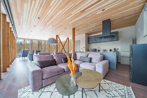 Living area - Noah Rusutsu (Rusutsu)