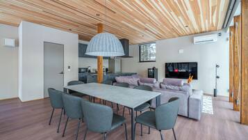 Vila Mewah, pemandangan gunung