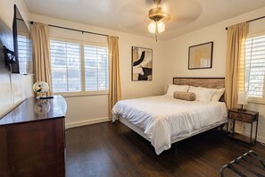 Desk, WiFi - Cottage at Kern w/Scenic Views (El Paso)