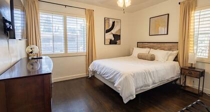 Cottage at Kern w/Scenic Views