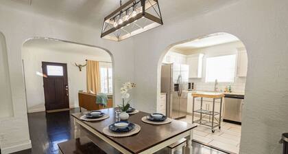 Cottage at Kern w/Scenic Views