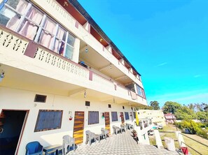 Exterior - Mountain View Hotel Tribhuwan Ranikhet (Ranikhet)